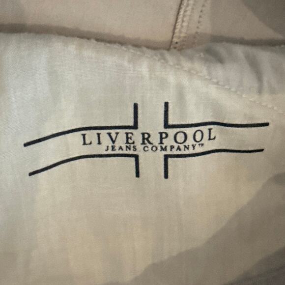 Liverpool Perrie Powerflex Light Denim Moto Trucker Jacket Large Casual Gray - Picture 8 of 11